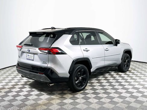 Used 2021 Toyota RAV4 XSE AWD/4WD image 7