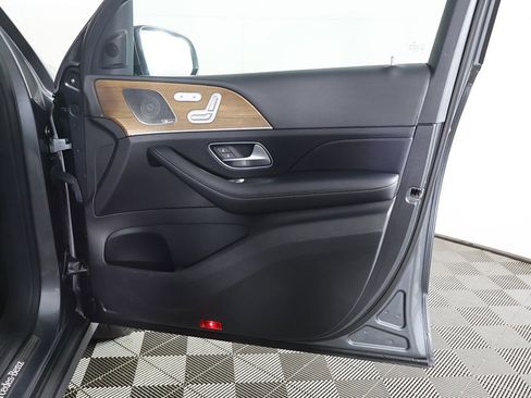 Used 2021 Mercedes-Benz GLE 350 4MATIC image 27