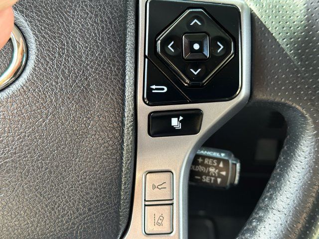Certified 2021 Toyota 4Runner SR5 Premium AWD/4WD image 14