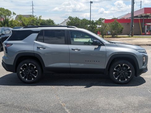 New 2026 Chevrolet Equinox RS w/ Convenience Package III image 3