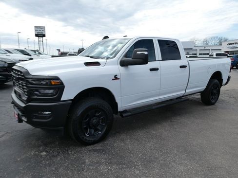 Used 2025 RAM 3500 Tradesman AWD/4WD image 9