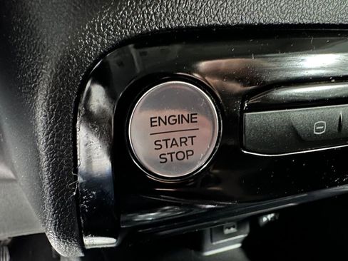 Used 2023 Ford Escape Active w/ Tech Pack #1 AWD/4WD image 19