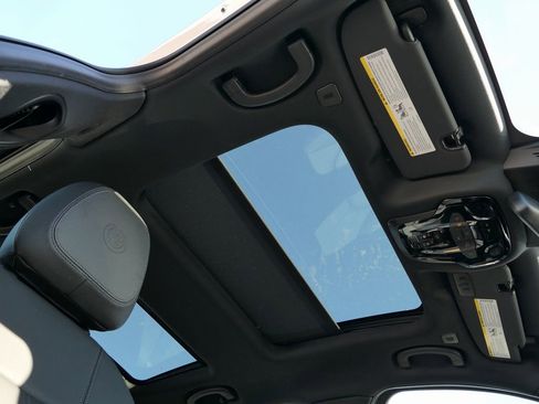 New 2025 Alfa Romeo Giulia AWD image 29