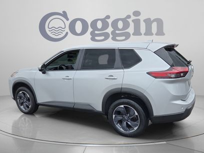 Used 2025 Nissan Rogue SV