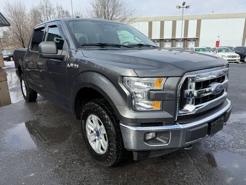 Used 2017 Ford F150 XLT AWD/4WD image 3