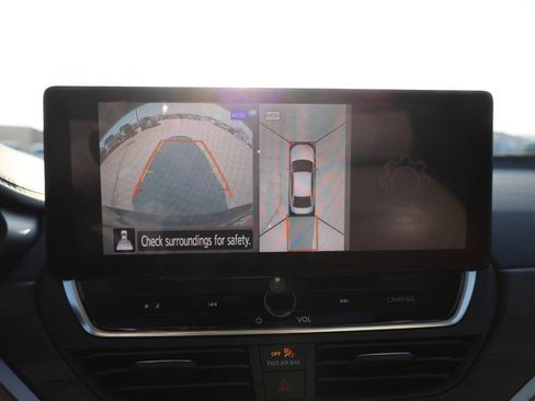 Used 2024 Nissan Altima 2.5 SL AWD/4WD image 22