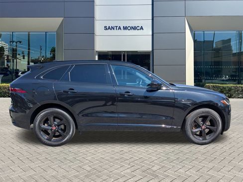 Used 2023 Jaguar F-PACE S image 4