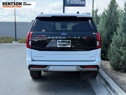Used 2025 Ford Expedition Max Platinum AWD/4WD image 7