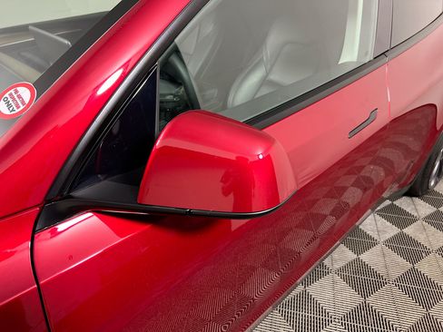 Used 2024 Tesla Model Y Performance AWD/4WD image 12
