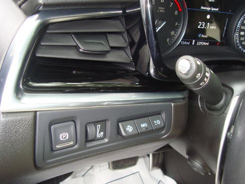 Used 2023 Cadillac XT6 Sport image 37