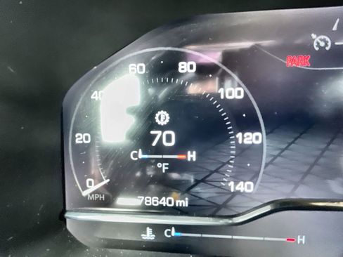 Used 2022 GMC Sierra 1500 SLT w/ SLT Convenience Package image 12