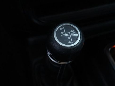 Used 2024 Jeep Wrangler Unlimited AWD/4WD image 18