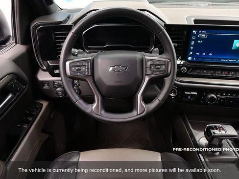 Used 2024 Chevrolet Silverado 1500 ZR2 w/ Technology Package image 12