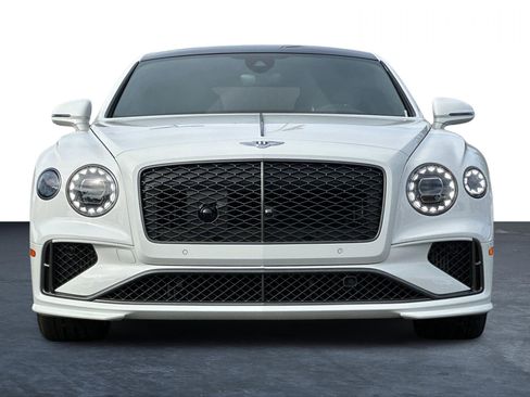 New 2025 Bentley Flying Spur Plug-In Hybrid image 12