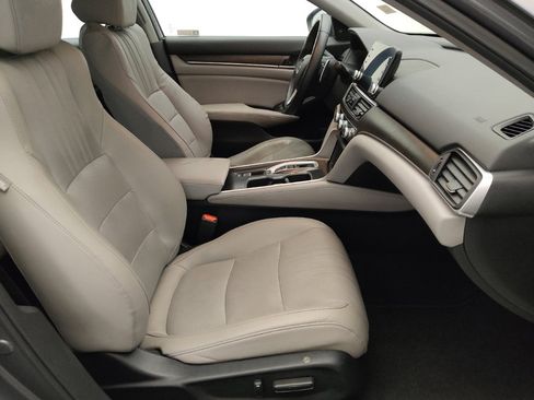 Used 2018 Honda Accord EX-L image 21