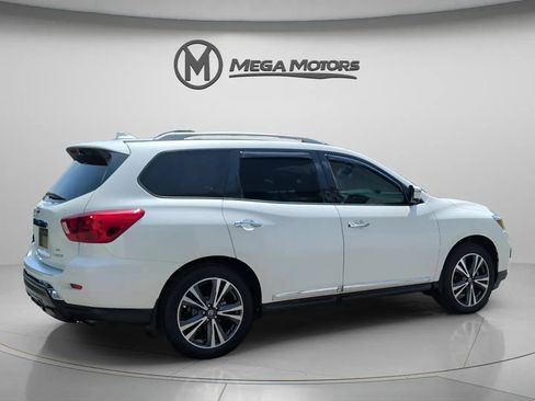 Used 2020 Nissan Pathfinder Platinum AWD/4WD image 8