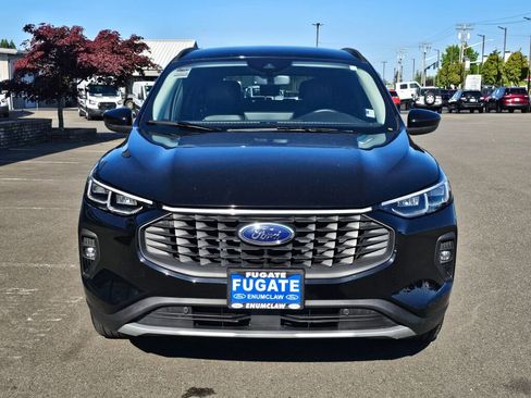 Certified 2025 Ford Escape Platinum AWD/4WD image 3