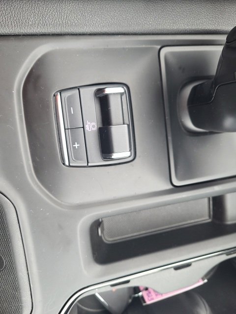 Used 2023 GMC Sierra 1500 AT4 w/ AT4 Preferred Package AWD/4WD image 18