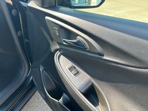 Used 2024 Chevrolet Malibu LT image 17