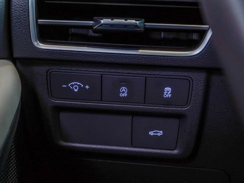 Certified 2025 Hyundai Sonata SE FWD image 28