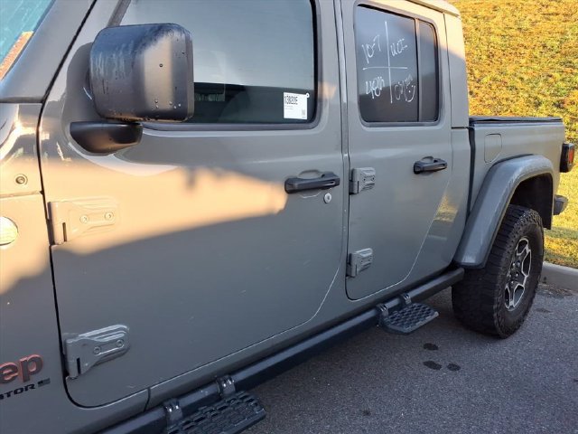 Used 2023 Jeep Gladiator Mojave w/ Cold Weather Group AWD/4WD image 6