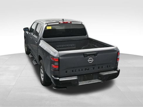 Used 2022 Nissan Frontier S w/ Technology Package RWD image 21