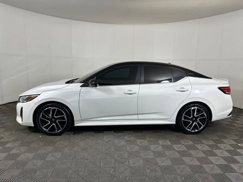 Used 2024 Nissan Sentra SR image 6