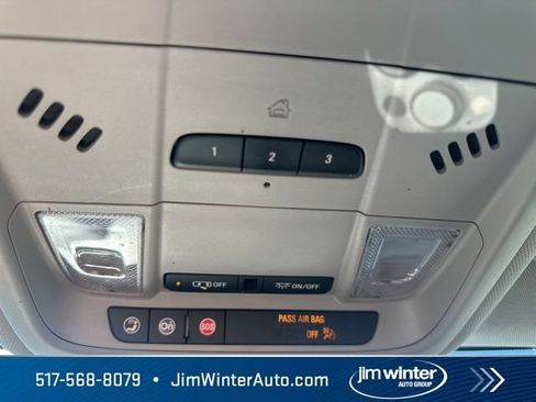 Used 2020 Chevrolet Equinox Premier w/ LPO, Floor Liner Package FWD image 28