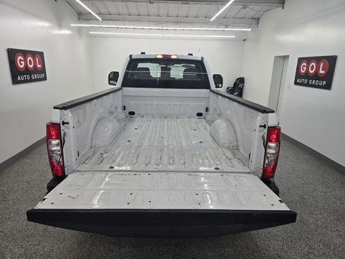 Used 2020 Ford F250 XL w/ Power Equipment Group image 7