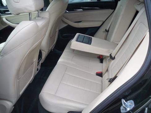 Used 2018 BMW X3 xDrive30i w/ Premium Package image 5