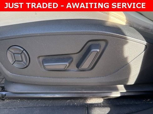 Used 2020 Audi Q3 2.0T Premium Plus image 11