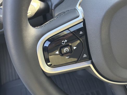 Used 2026 Volvo XC60 B5 Plus w/ Protection Package Premier image 19