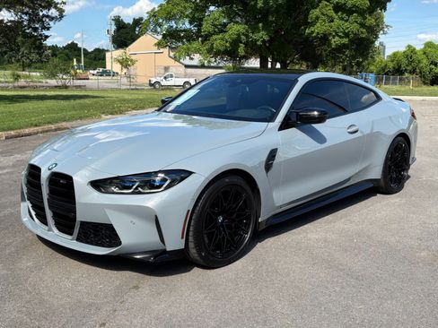 Used 2021 BMW M4 Coupe w/ Executive Package RWD image 2