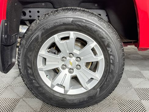 Used 2020 Chevrolet Colorado LT image 31