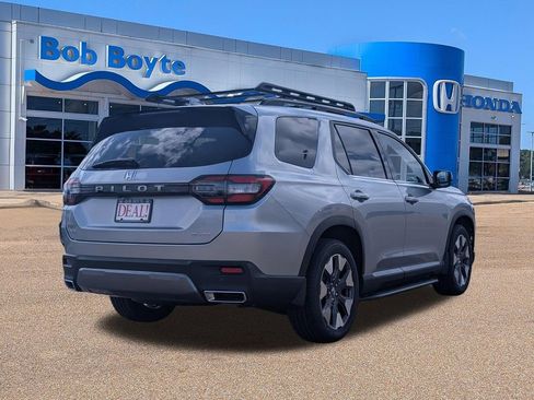 New 2026 Honda Pilot Elite image 5