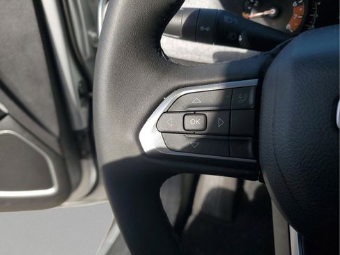 Certified 2024 Jeep Compass Latitude image 31