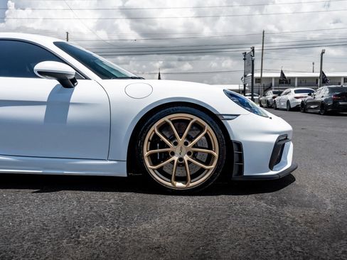 Used 2022 Porsche 718 Cayman GT4 RWD image 34