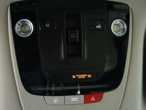 Used 2023 Kia Sorento SX image 40