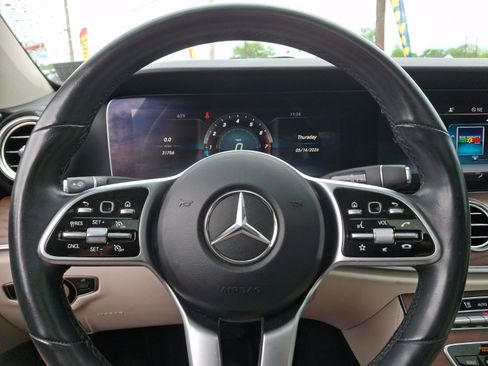 Used 2020 Mercedes-Benz E 350 4MATIC Sedan image 20