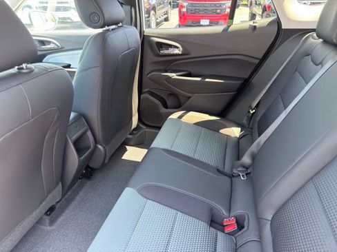 New 2026 Chevrolet Trax LT w/ LT Convenience Package FWD image 22