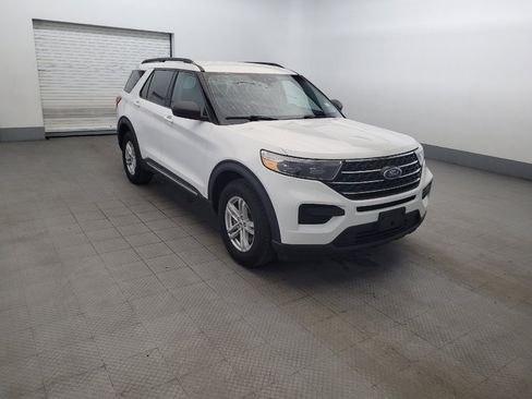 Used 2022 Ford Explorer XLT AWD/4WD image 13