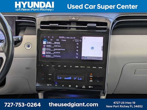 Certified 2024 Hyundai Tucson SEL w/ Convenience Package FWD image 21