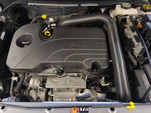 Used 2024 Chevrolet Equinox LS w/ LS Convenience Package FWD image 30