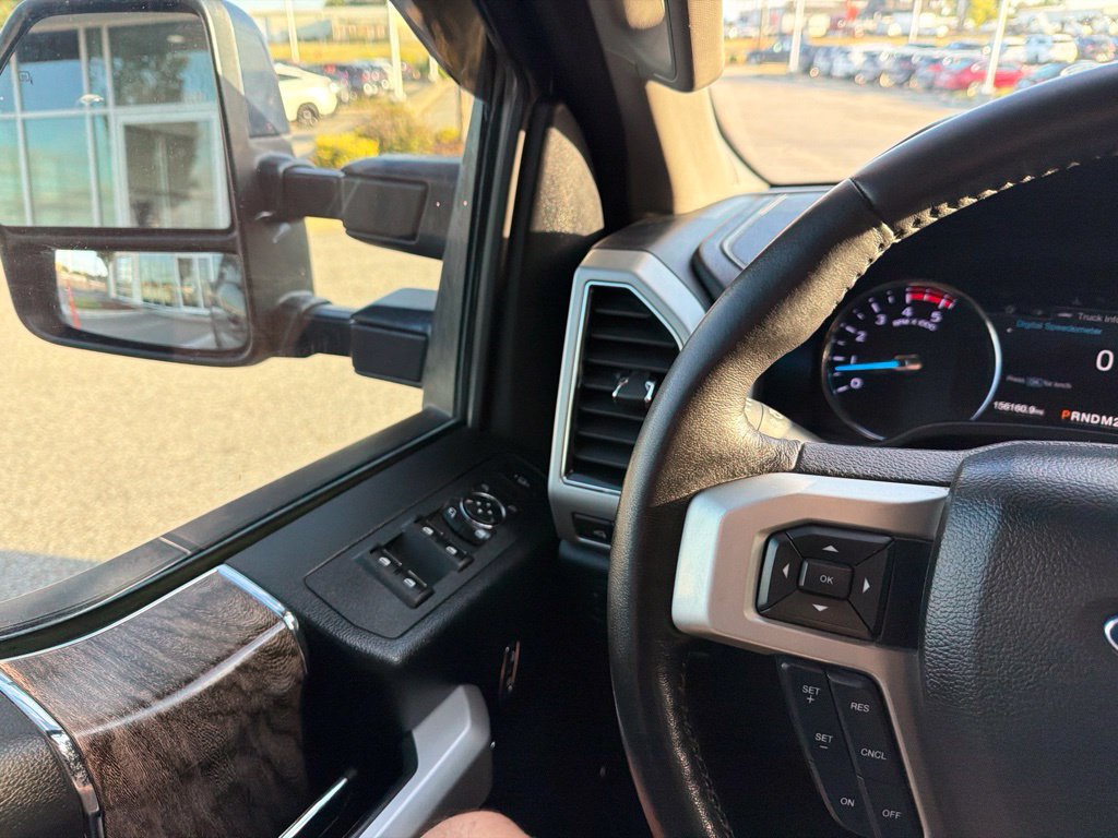 Used 2019 Ford F250 Lariat w/ FX4 Off-Road Package AWD/4WD image 21
