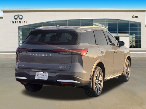 New 2026 INFINITI QX60 Luxe image 3