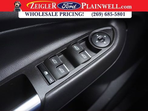 Used 2017 Ford C-MAX SE image 27