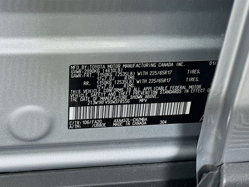 Used 2025 Toyota RAV4 XLE FWD image 12