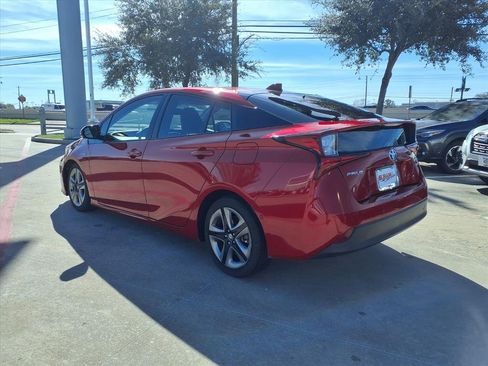 Used 2019 Toyota Prius Limited image 2