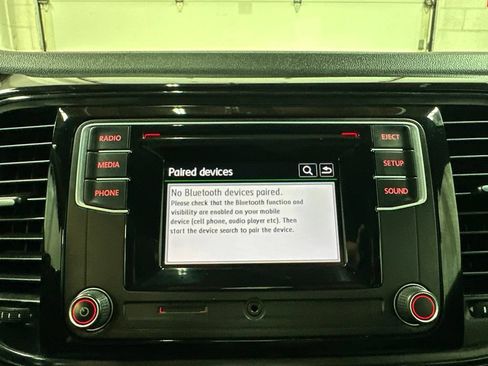 Used 2018 Volkswagen Beetle 2.0T S FWD image 29