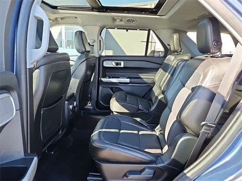 Used 2020 Ford Explorer Limited w/ Class III Trailer Tow Package image 31